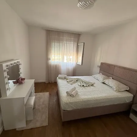 Stan Na Dan- Nena Apartament Podgorica